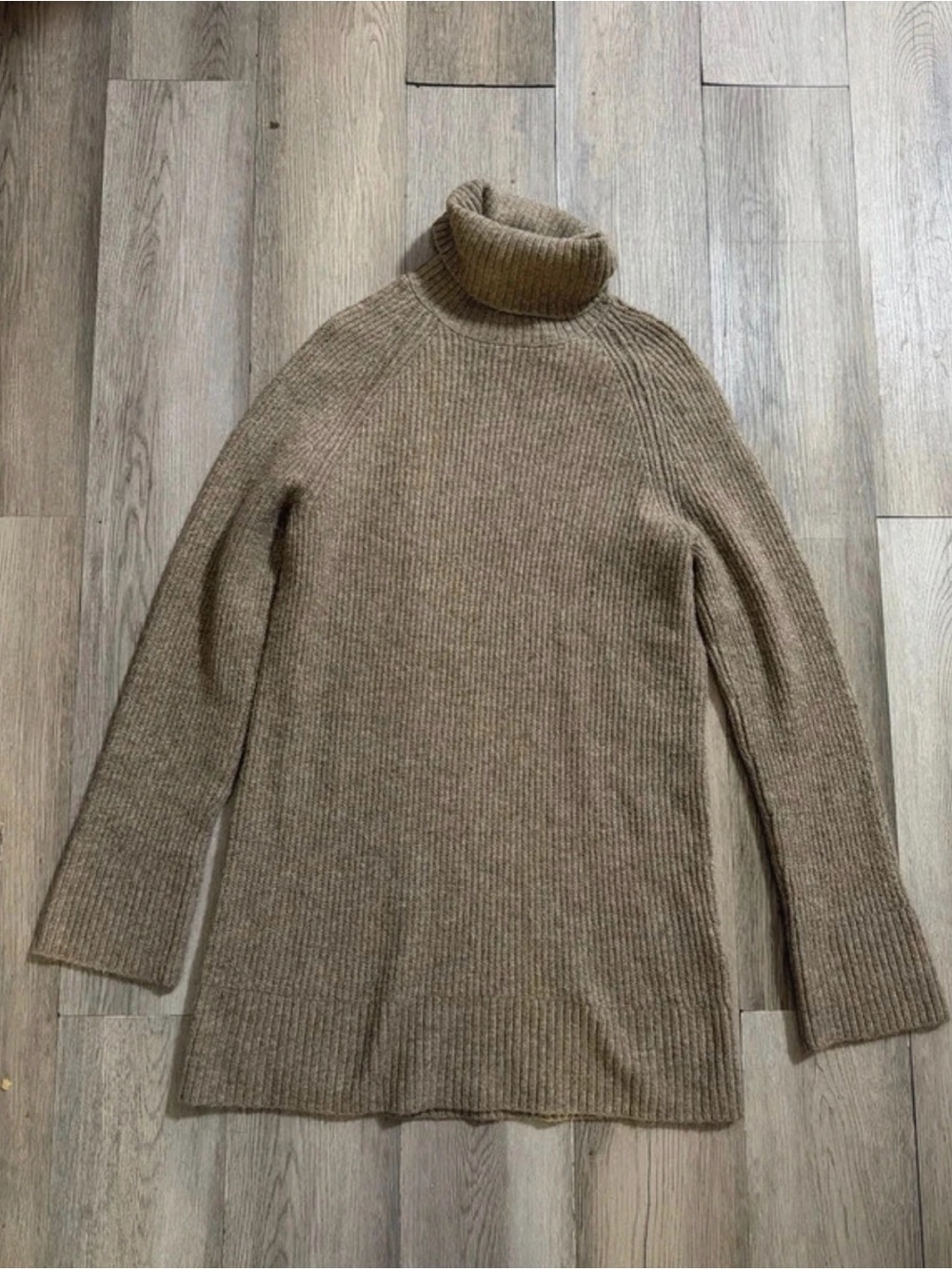 American Eagle Outfitters Ribbed Turtleneck Sweater - Taupe Brown